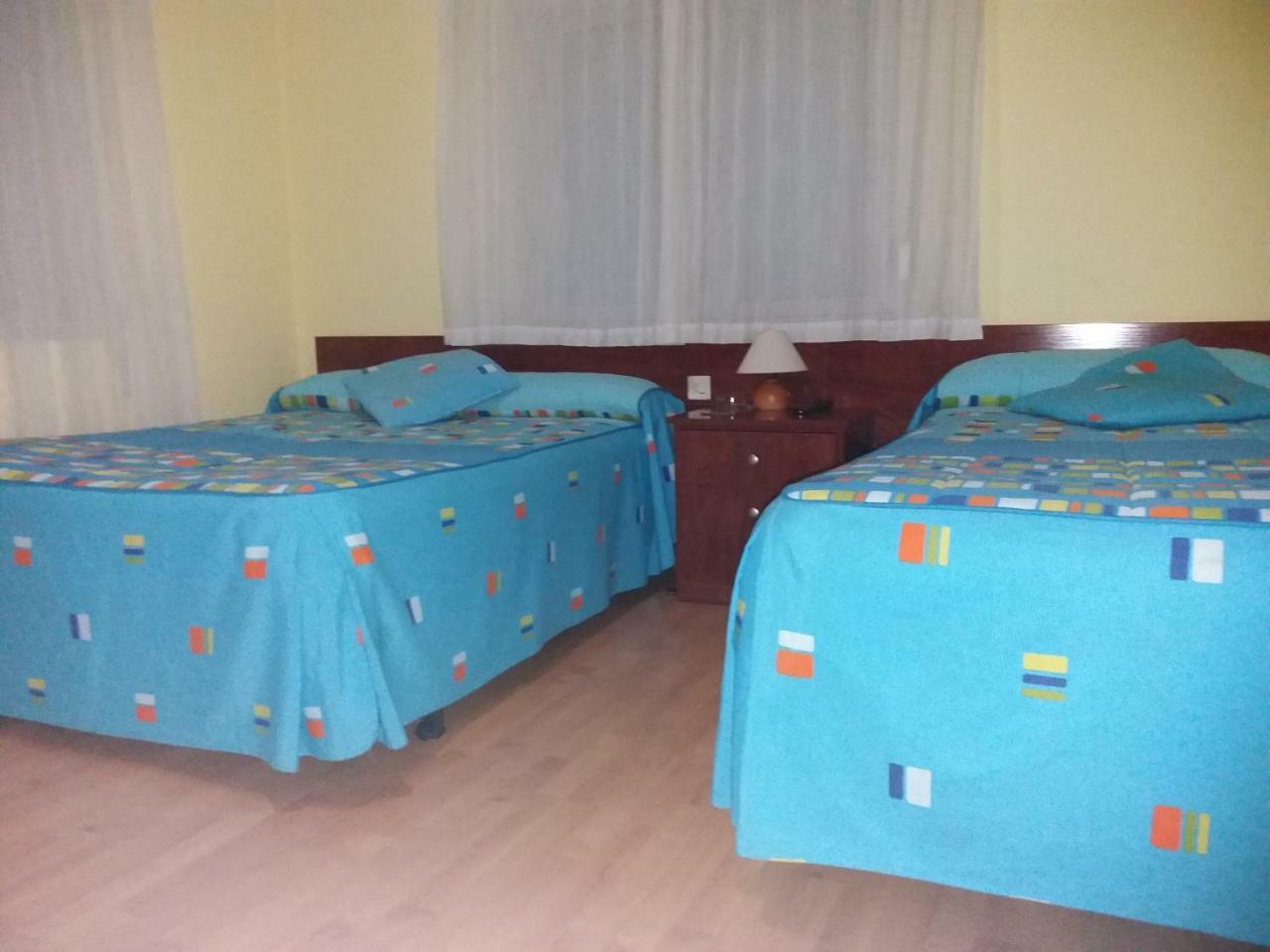 Hostal Residencia Delfin Асторга Экстерьер фото